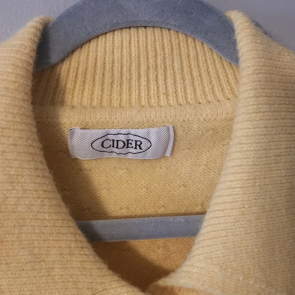 Cider small yellow cardigan with collar - Picture 3 of 4